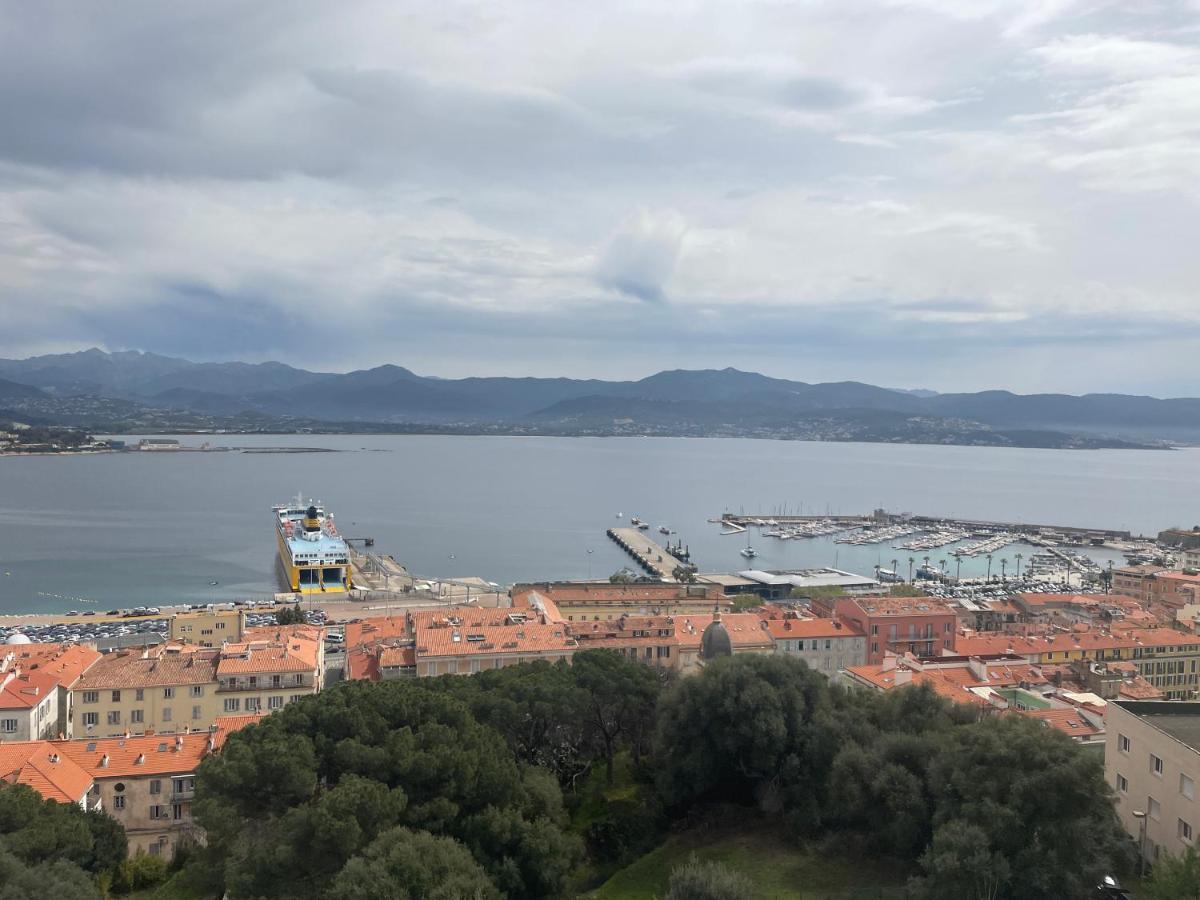 Appartement Avec Vue Mer Exceptionnelle Ajaccio  Exterior foto